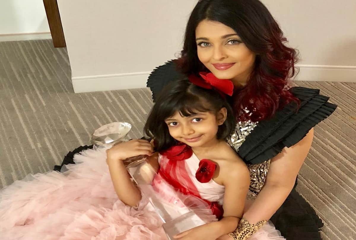 aishwarya rai toll for hand in hand with daughter aaradhya bachchan
