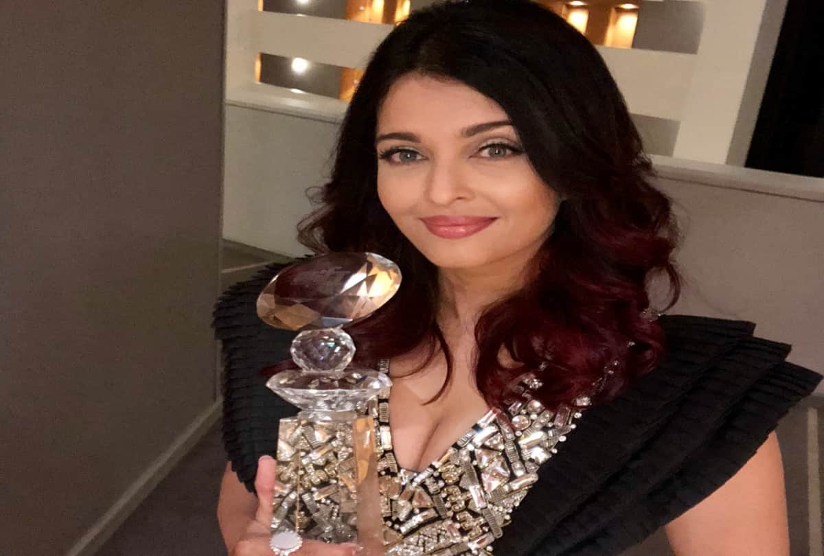 raveena tondon 44th birthday and 5 others superhit actress