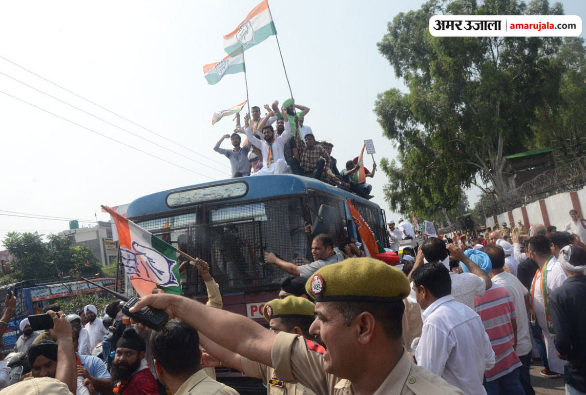 congress protest in jammu kashmir on bharat bandh several rallies and tyre burned in protest