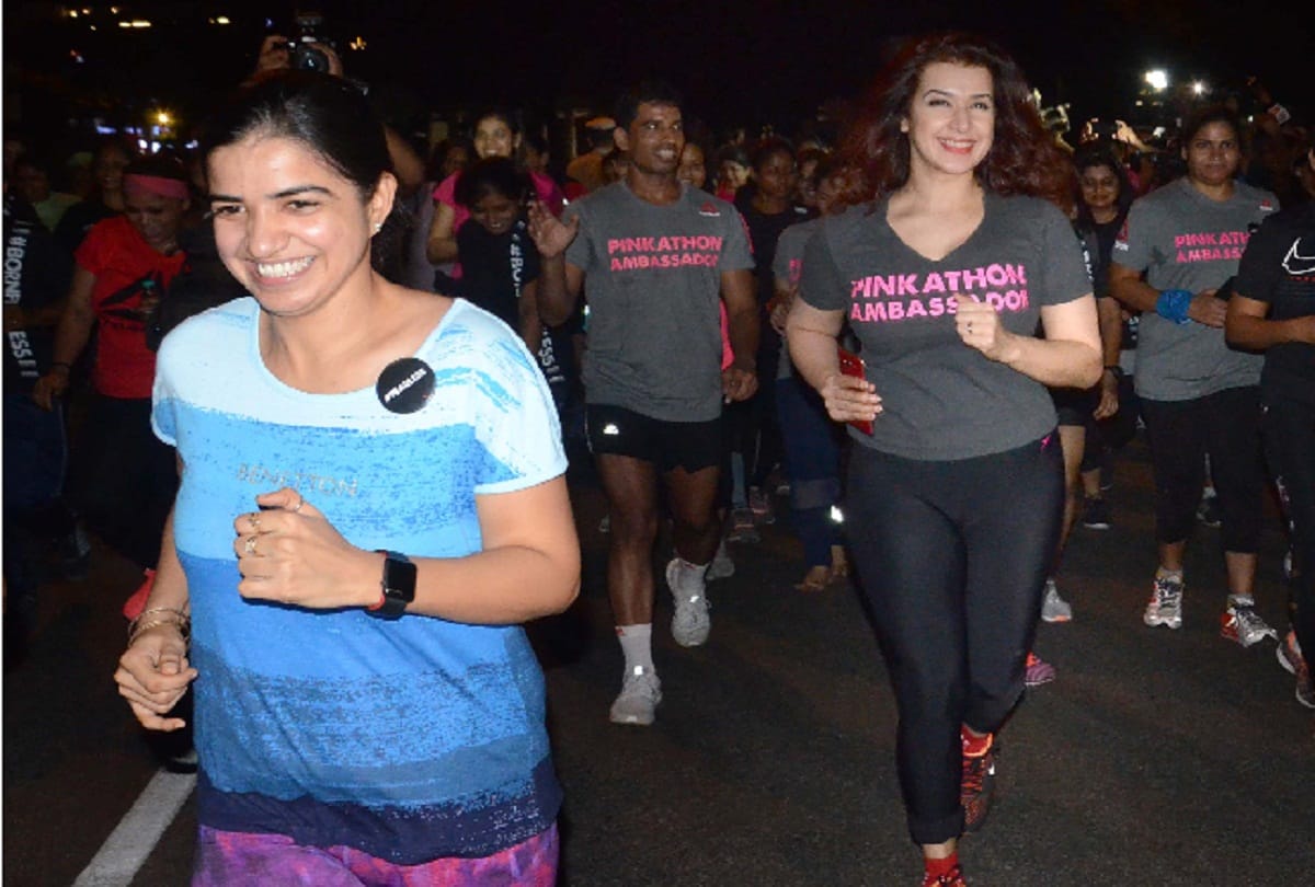 at midnight the fearless run to empower women in connaught place