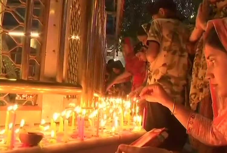Shri Guru Granth Sahib First Prakash Parv Celebration in Golden Temple Amritsar