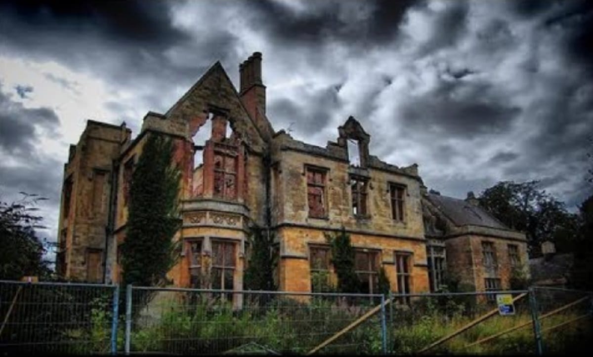 Know about 5 haunted and darkest hospital all over the world