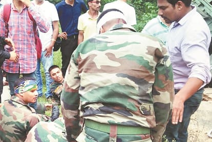 Indian Army truck accident 9 jawans injured