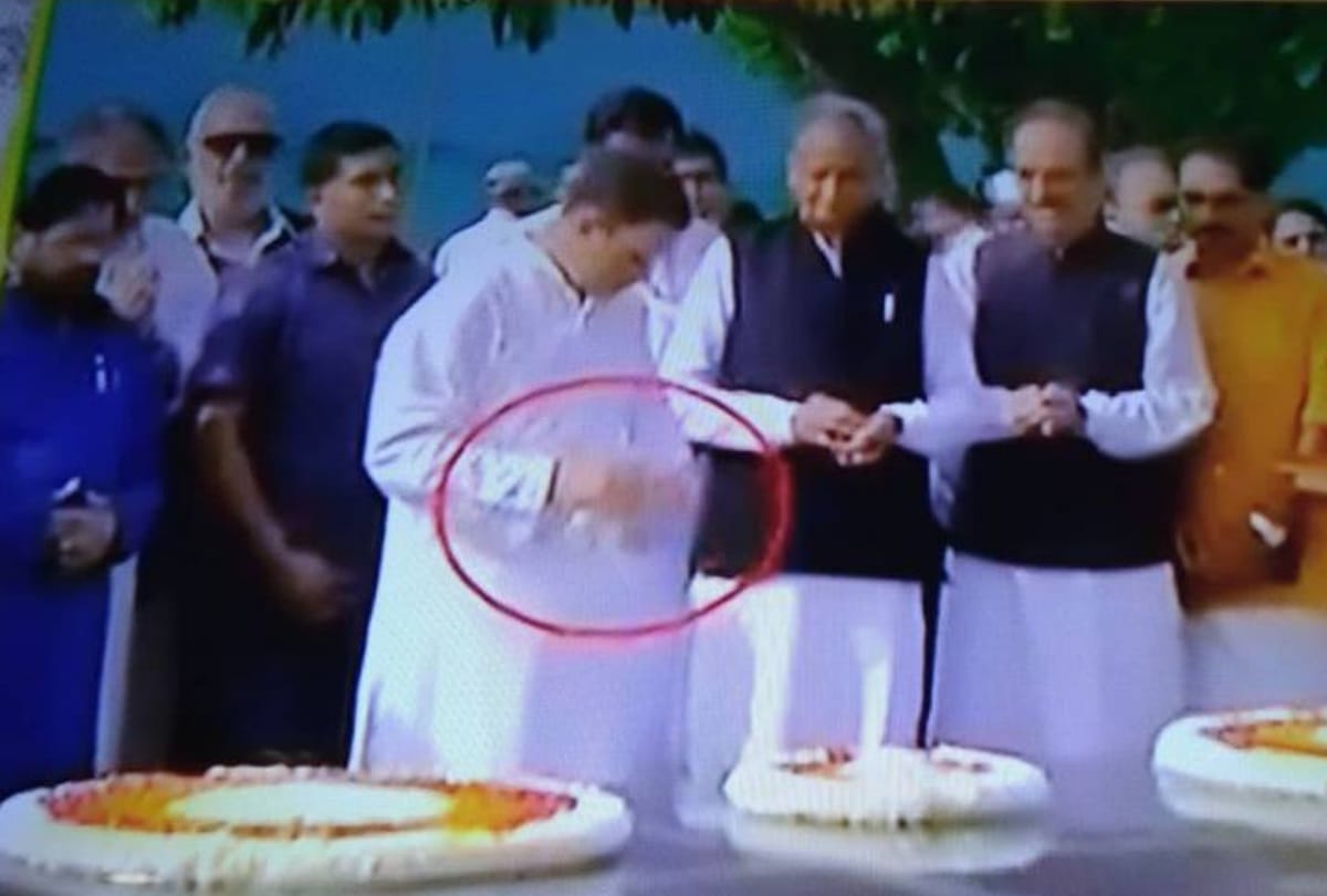 bharat bandh rahul gandhi offers ganga jal stone of kailash mansarovar to gandhi samadhi at rajghat