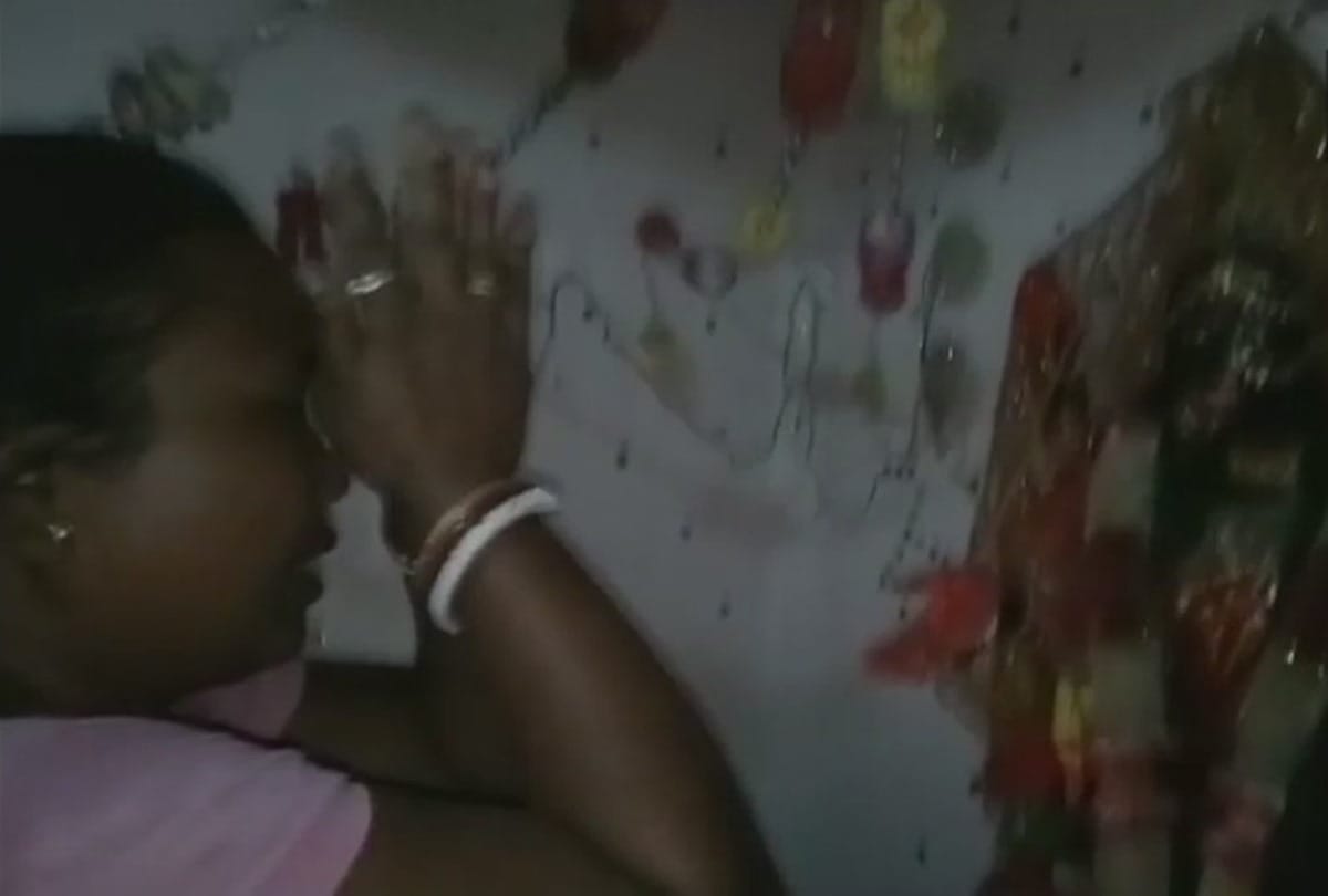 Asiad medalist Swapna Barman mother victim of chain snatching incident in Jalpaiguri