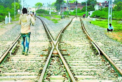 trains will be run at lucknow-sitapur track from diwali