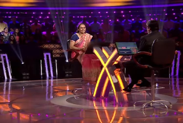 Kaun Banega Crorepati season 10 government teacher cried in front of Amitabh Bachchan