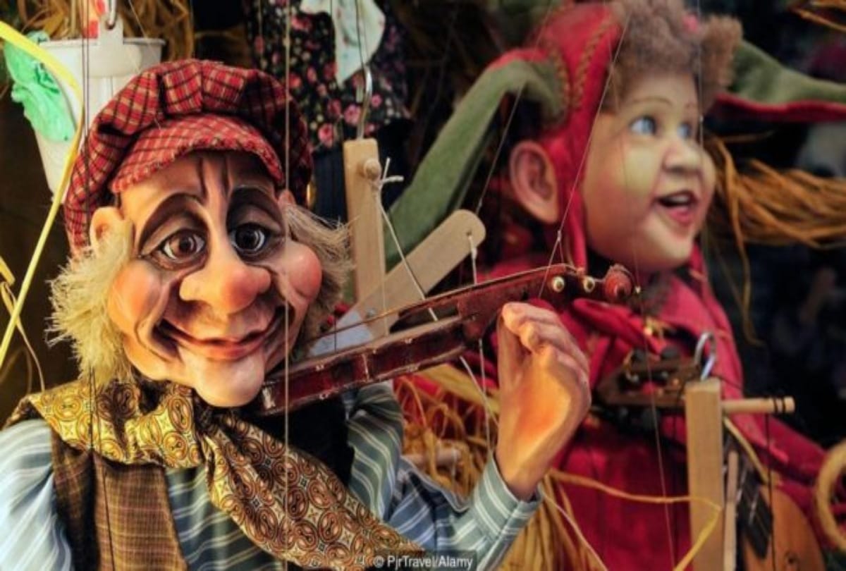 People used puppets to talk in this Country