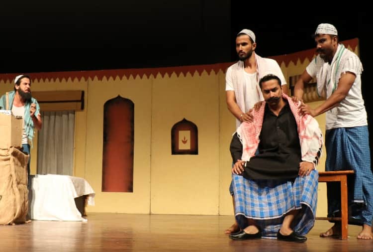 drama of Asghar wajahat Staged play in Chandigarh