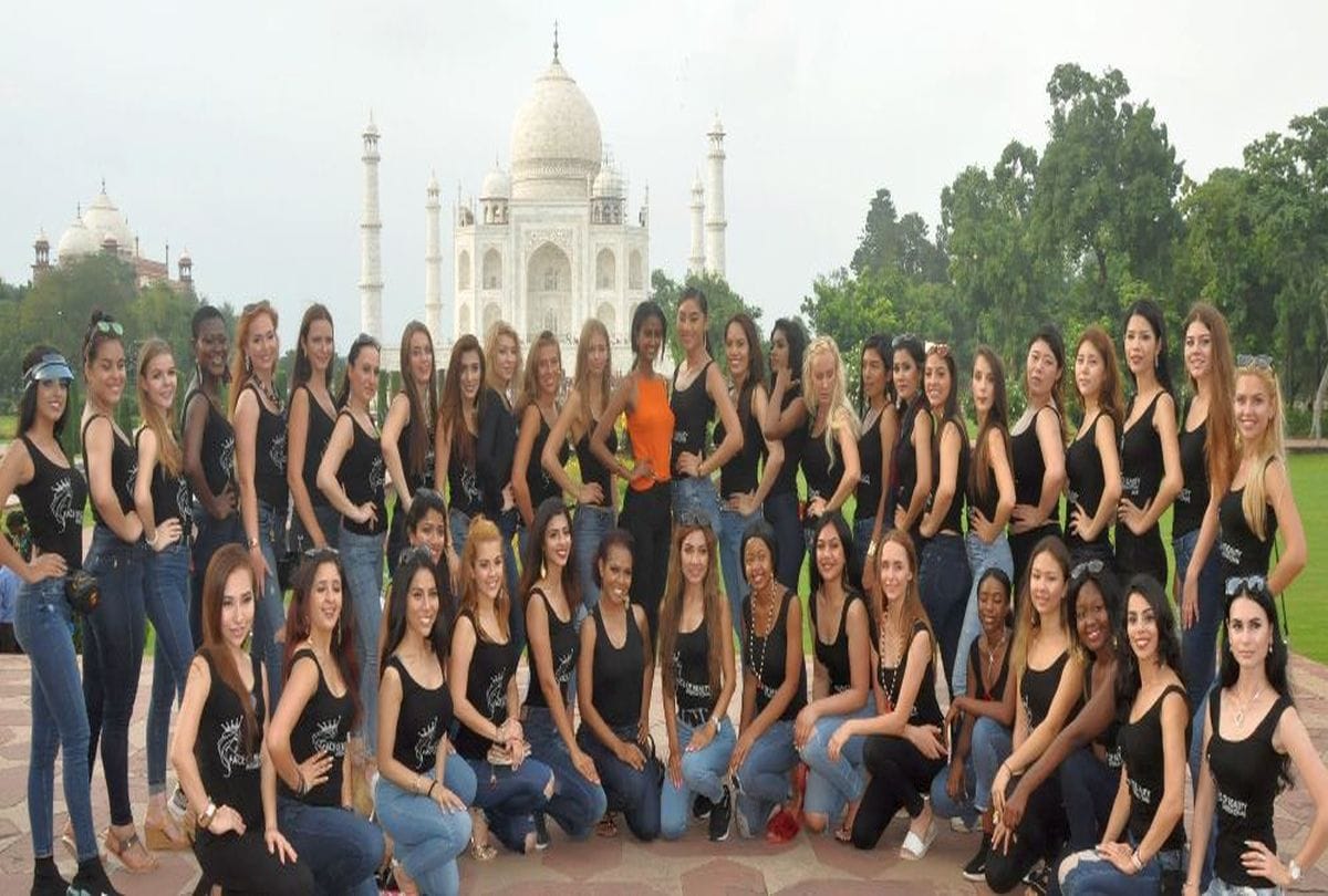 twenty five country model saw the taj mahal