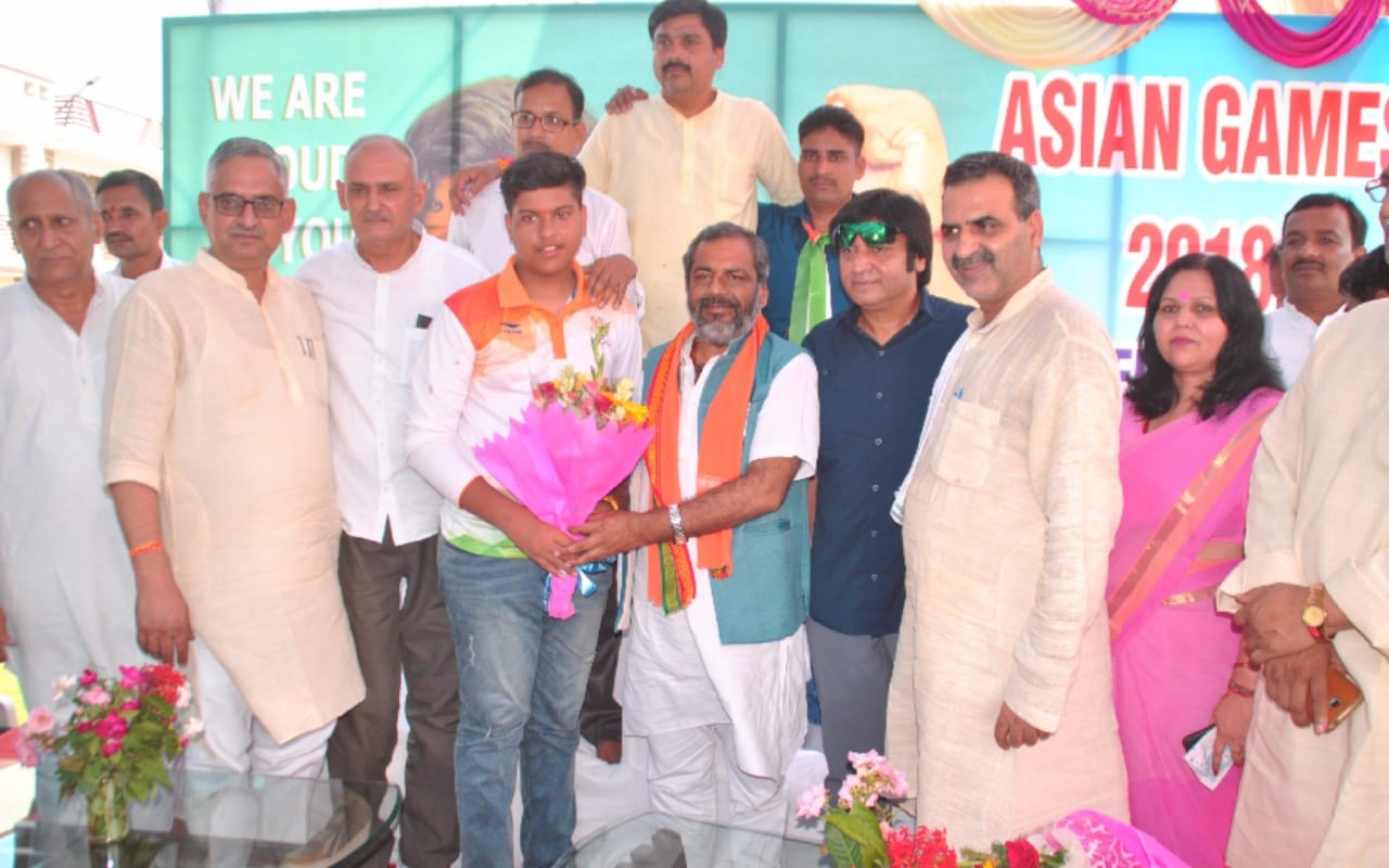 UP shooter Shardul vihan got medal after pain wounds and relief, story of the struggle