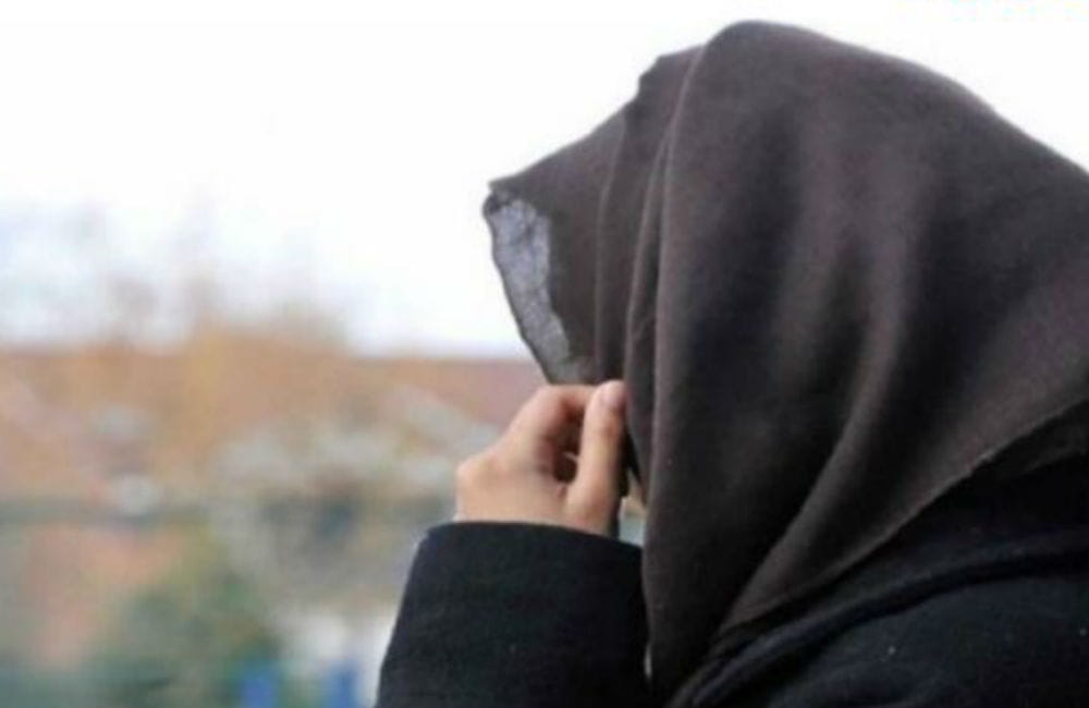 woman kept in chains for 20 days and tortured by husband in pakistan