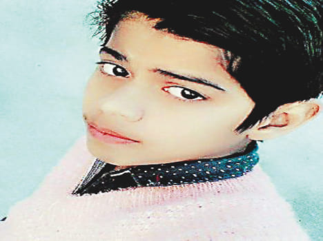 Student dies due to collision of roadways bus in farrukhabad