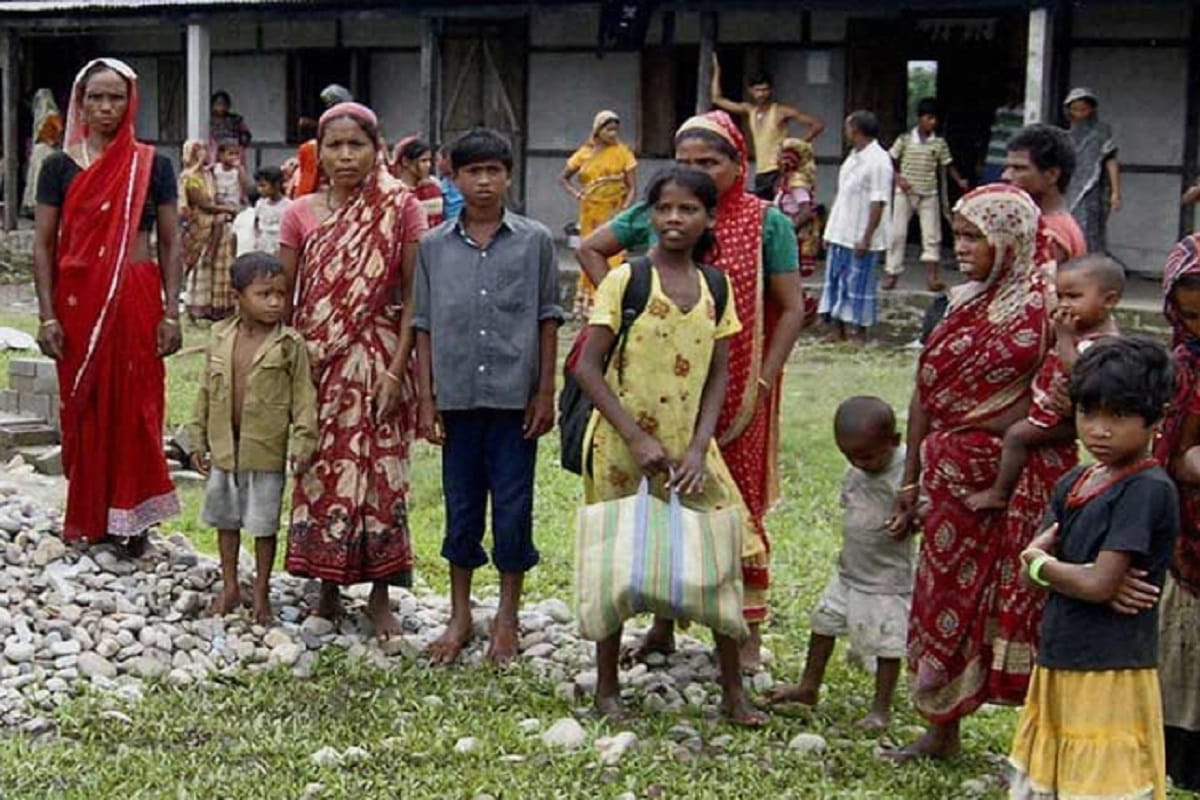 Illegal migrants leaving India after announcement of implementation of NRC across the country