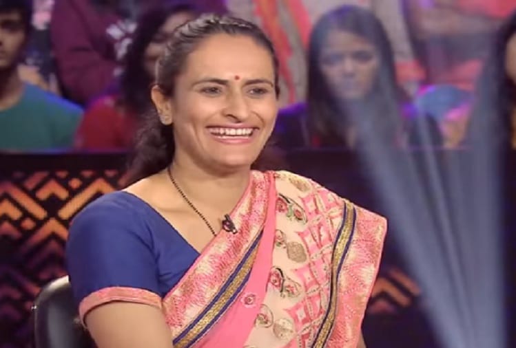 Kaun Banega Crorepati season 10 government teacher failed to give answer of fourth class