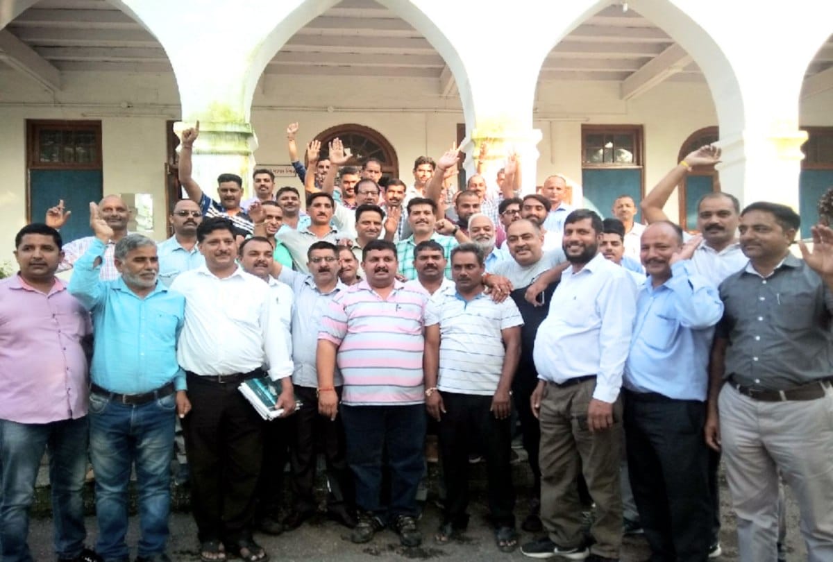 Private bus operator union over buses strike in himachal