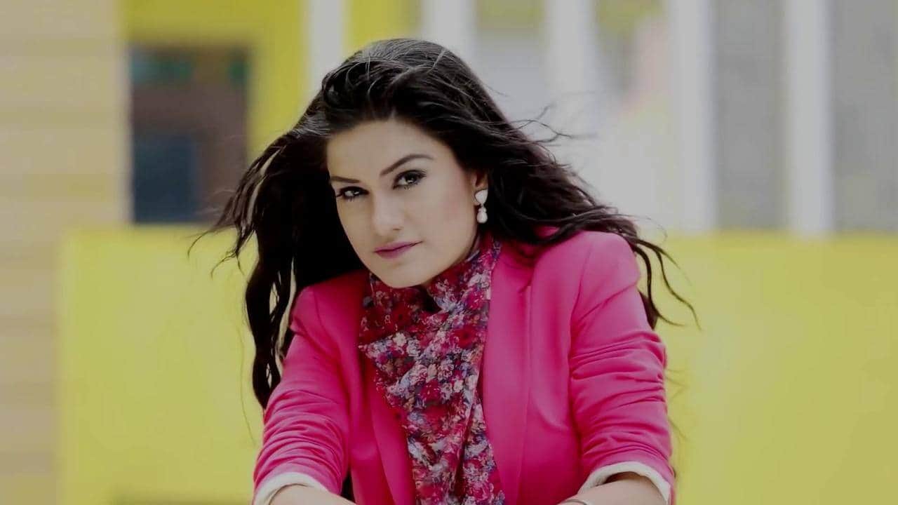 Chandigarh, Punjabi Singer Kaur B New Song Budget Video Viral on Youtube