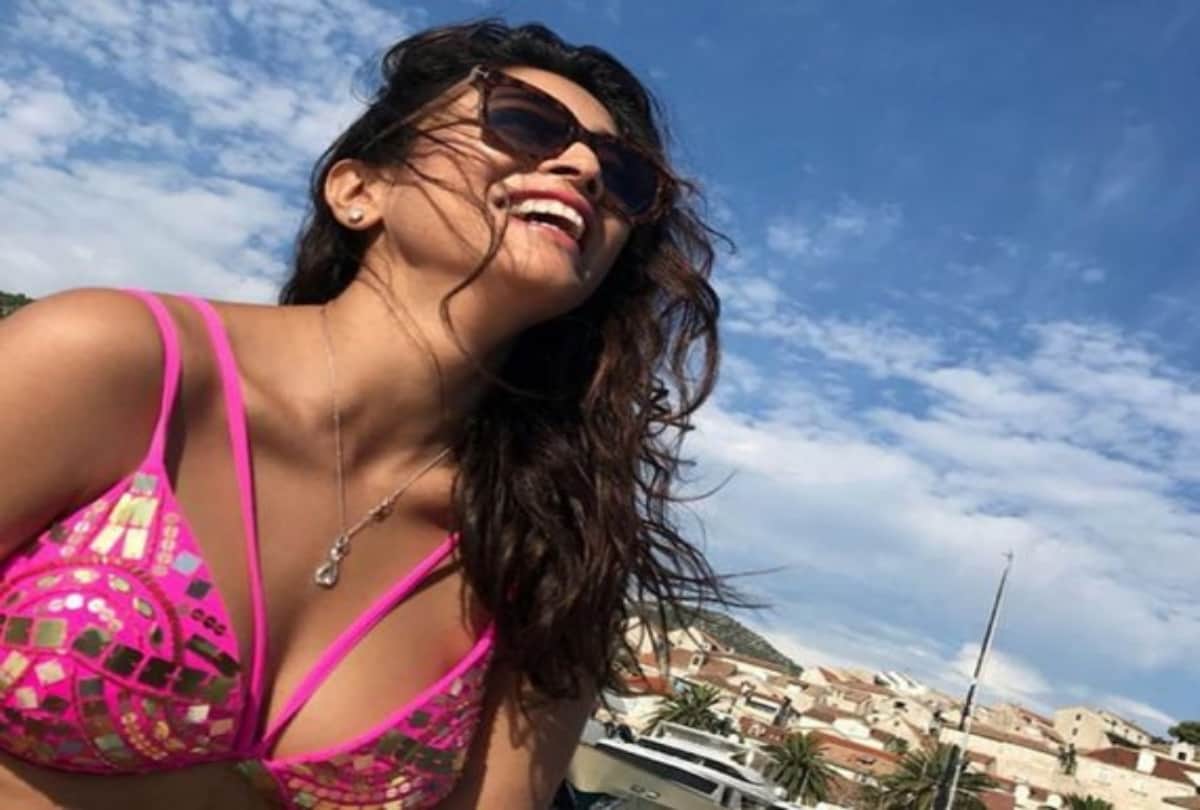 shriya saran birthday special 5 hot as hell pictures of Drishyam actress