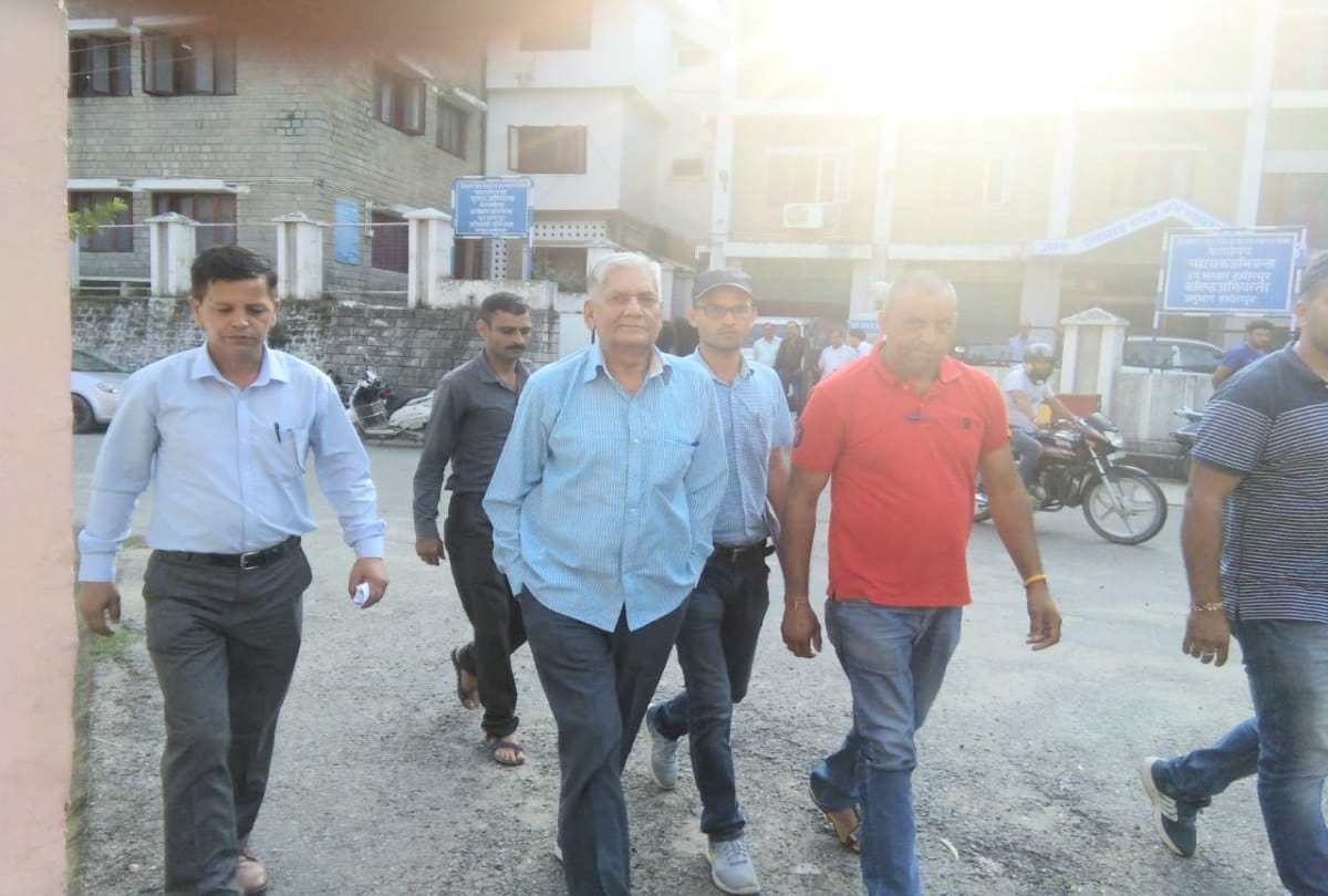 Former IAS officer sm Katwal arrested in hpssb recruitment scam