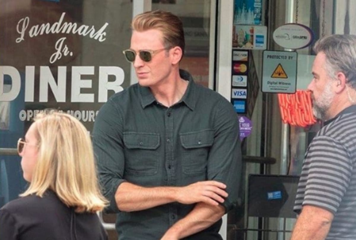 avengers 4 shooting in atlanta chris evans scarlett johansson