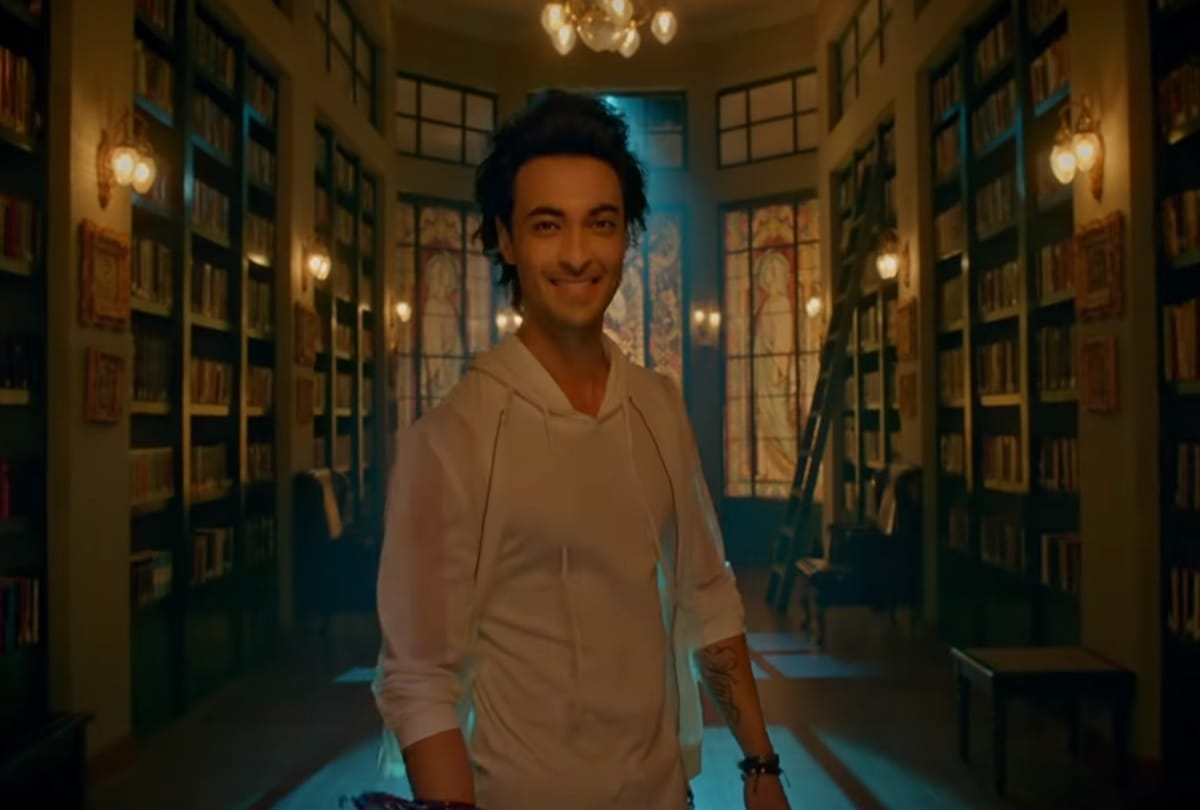 Aayush Sharma will seen in gangster based film with Sanjay Dutt