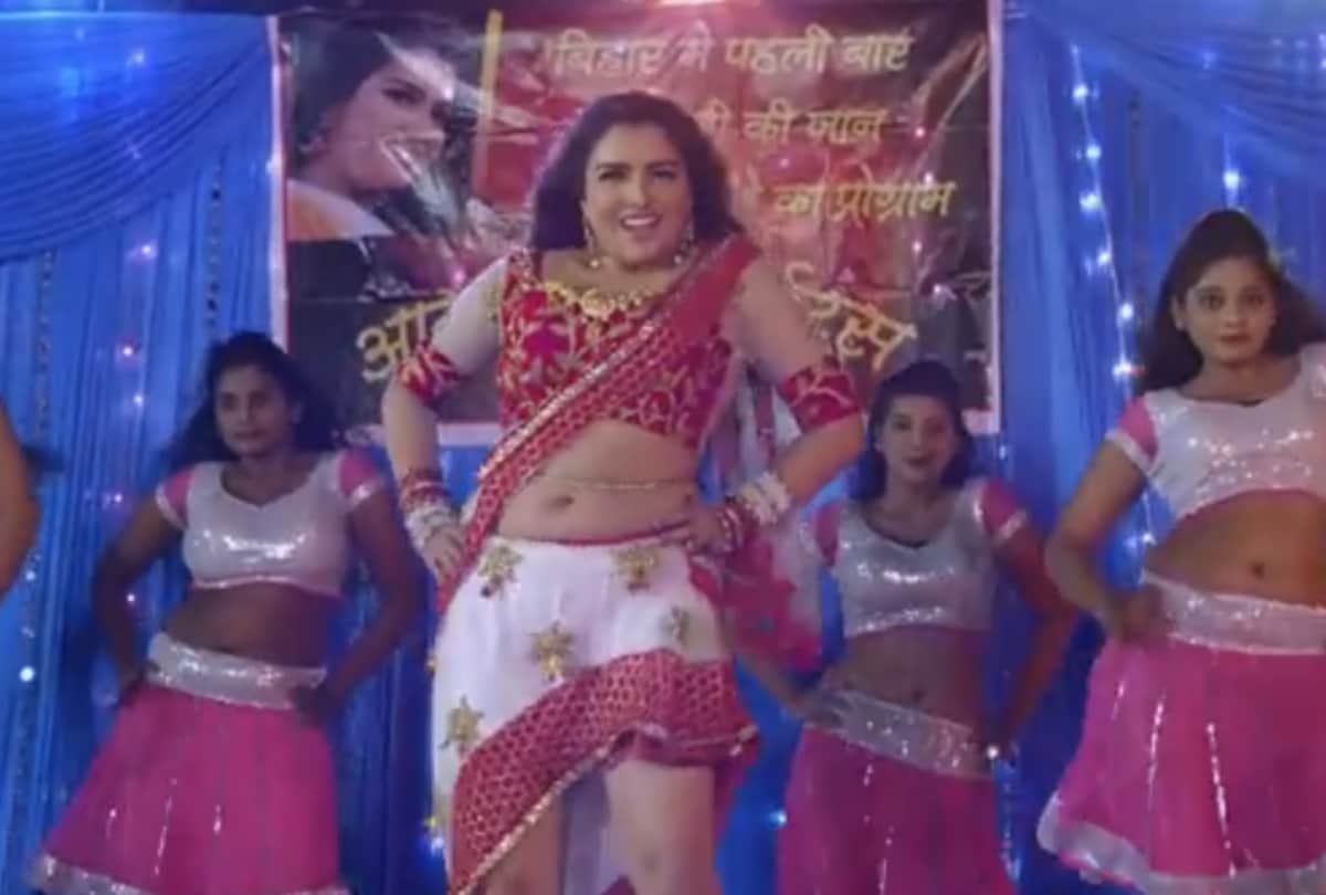 amrapali dubey funny video on social media and react on bhojpuri actress nirhuha
