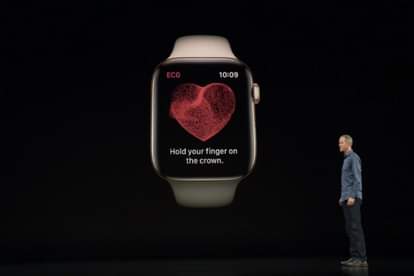 Apple Watch again saves life of a British man by alerting of low heart rate, know details