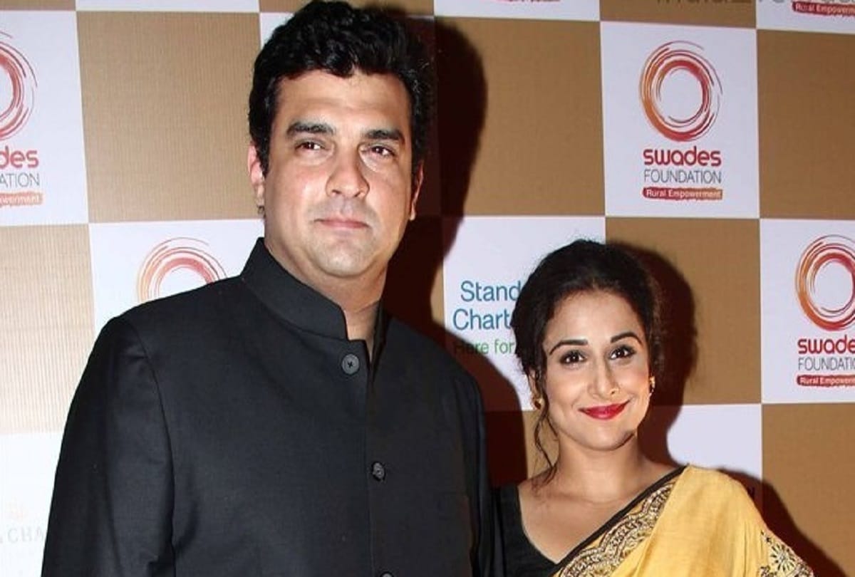 actress vidya balan father heart attack admit in hospital