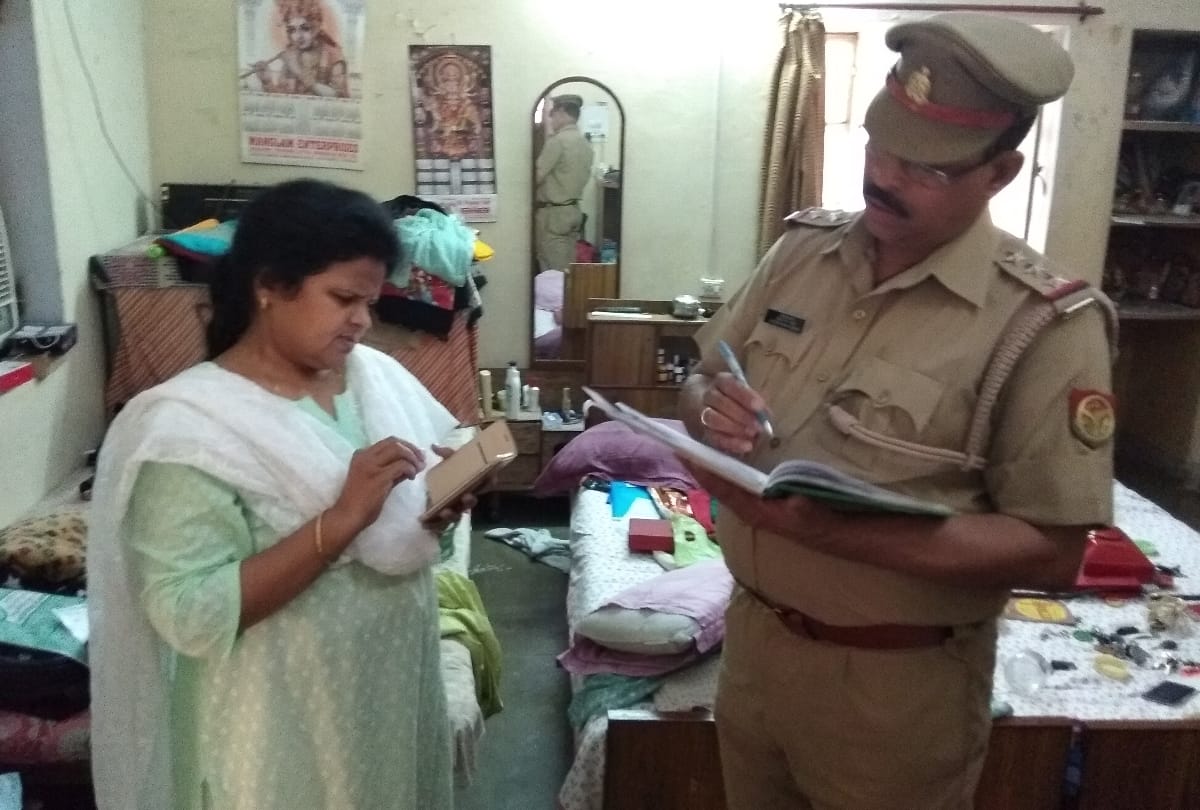 theft of 45 lakh from the flat of officer of agriculture department