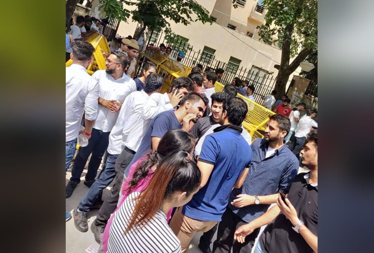 dusu election 2018 that party will win who wins in kalkaji and dehat area colleges