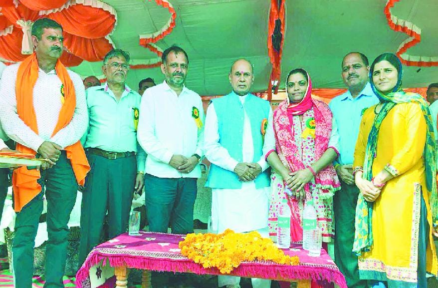 सुजानपुर महिला कांग्रेस की अध्यक्ष बीजेपी में शामिल
