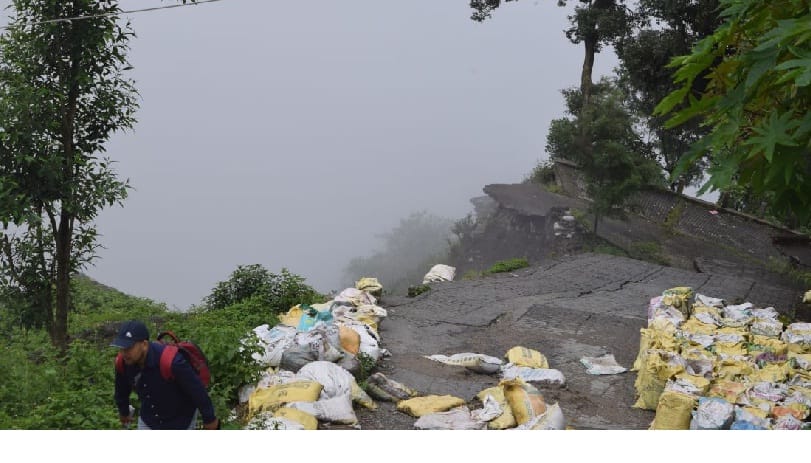 जहां कल निरीक्षण किया वो हिस्सा भी बलियानाले में समाया