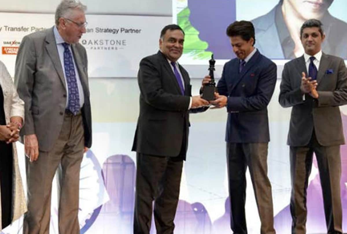 Shah Rukh Khan awarded as game changer at the India UK business summit