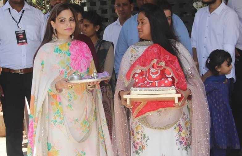 salman khan sister arpita khan welcome ganpati on ganesh chaturthi celebration
