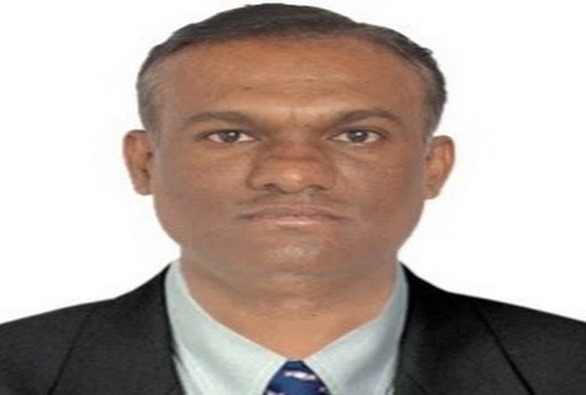 Baldev Pari- Man Who Harnessed The Power Of Internet To Teach Thousands Of Students