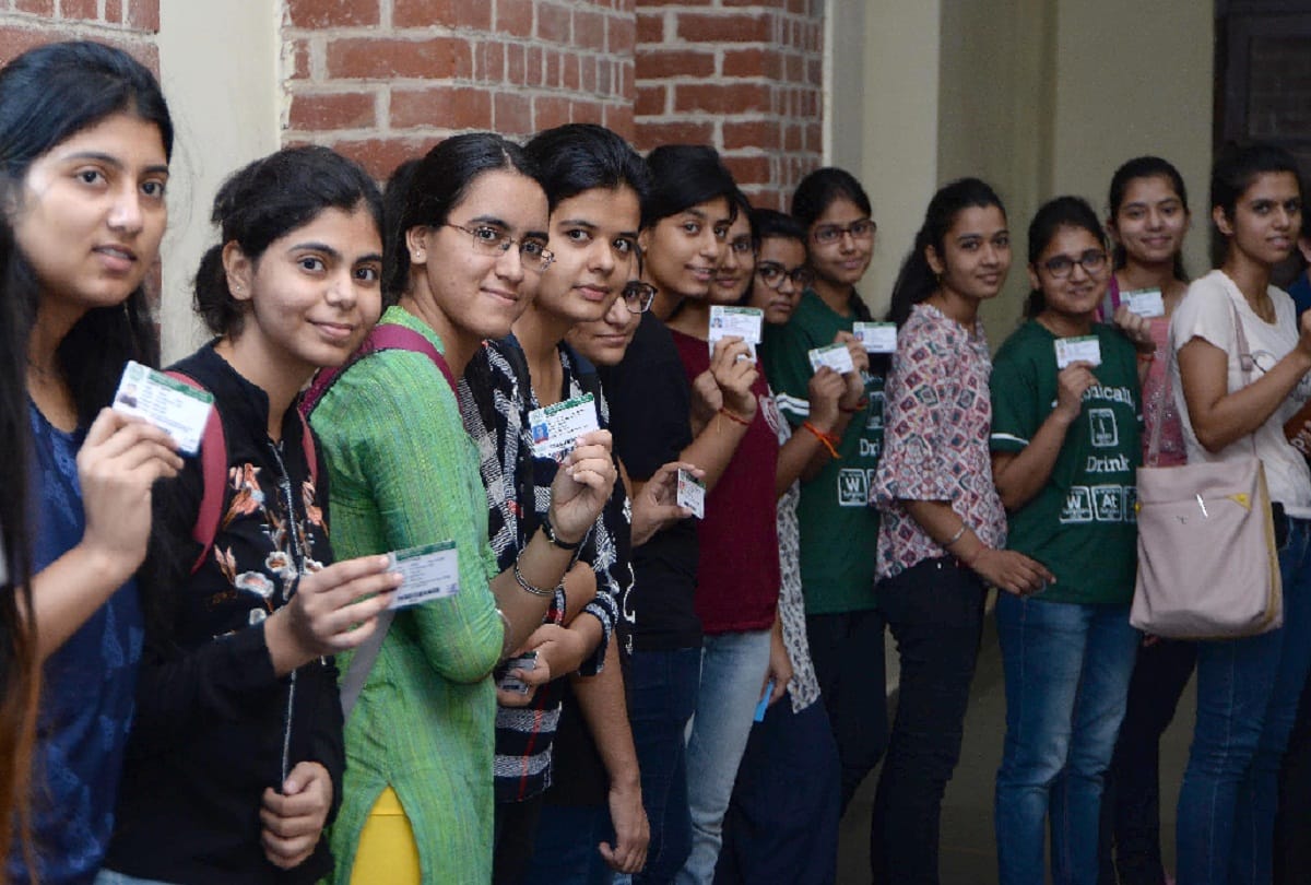 DUSU Elections: Future of 24 candidates locked in EVM, results today