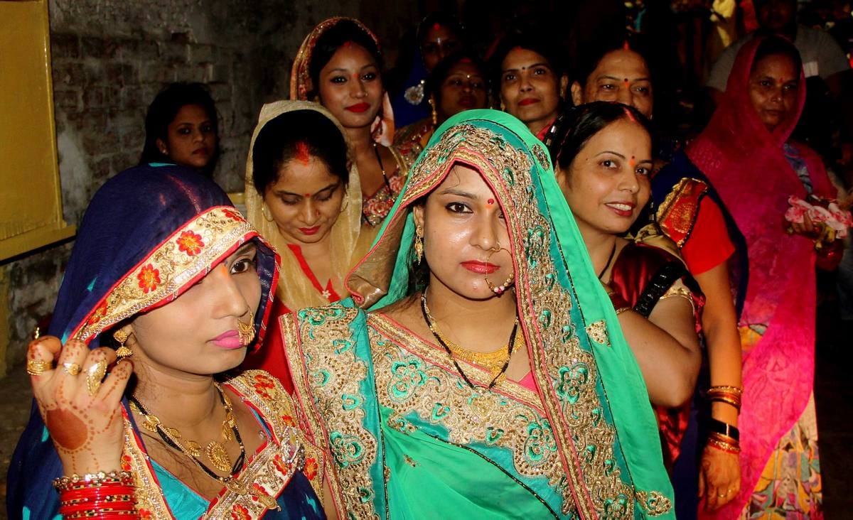 Hariyali teej festival celebrate today in varanasi
