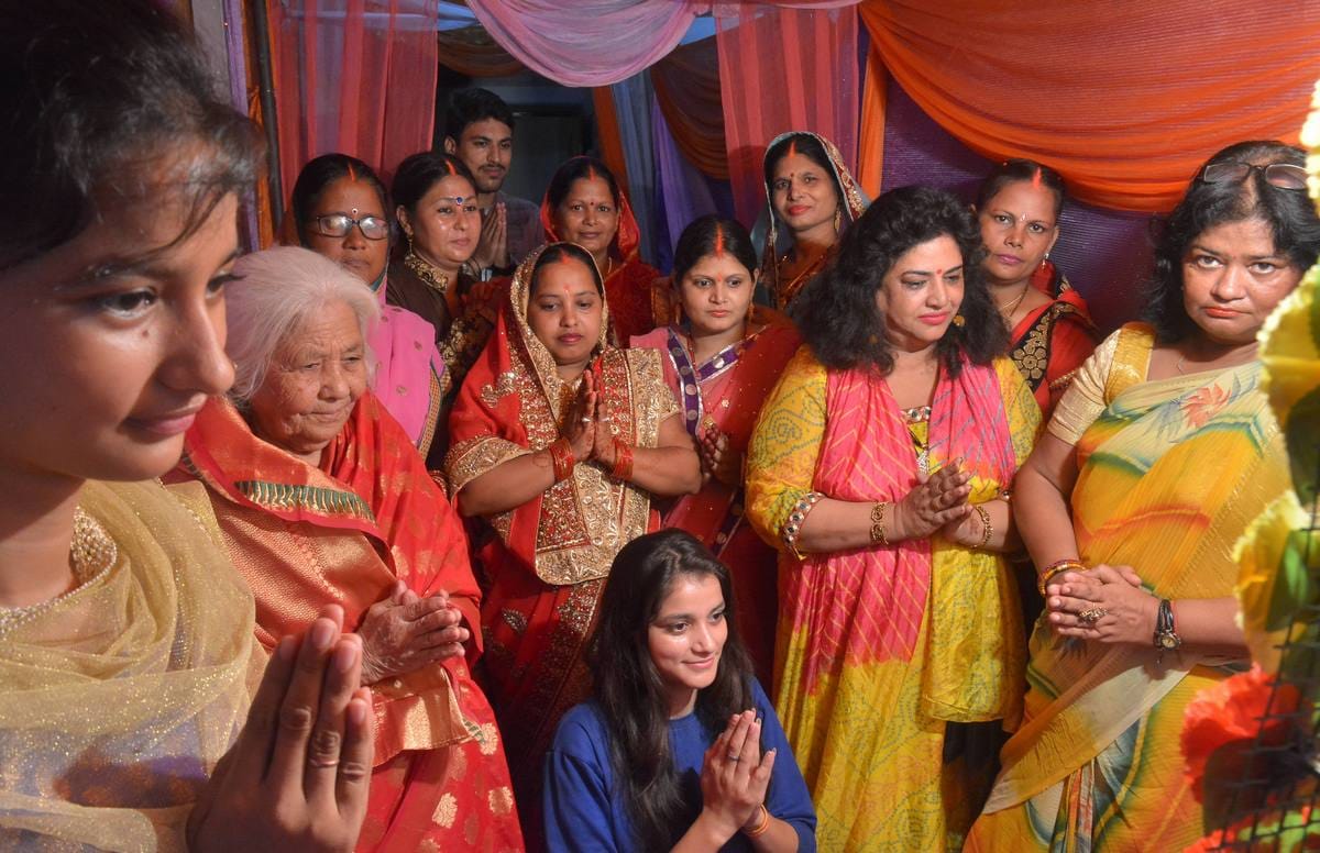 Hariyali teej festival celebrate today in varanasi