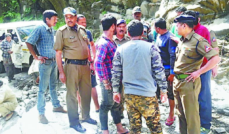 Villagers stopped Bro vehicle of OC