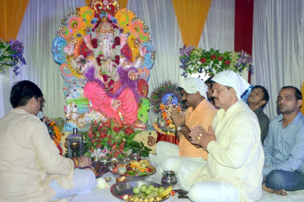 Ganesha chaturthi 2018: Ganapati festival is being celebrated with Hilarity