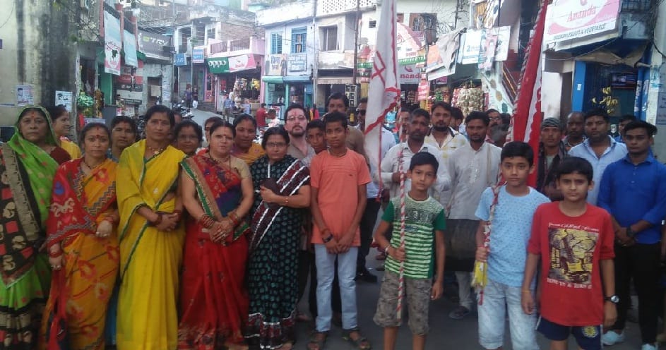 Nanda Sunanda idol is invited to make Kadalya tree