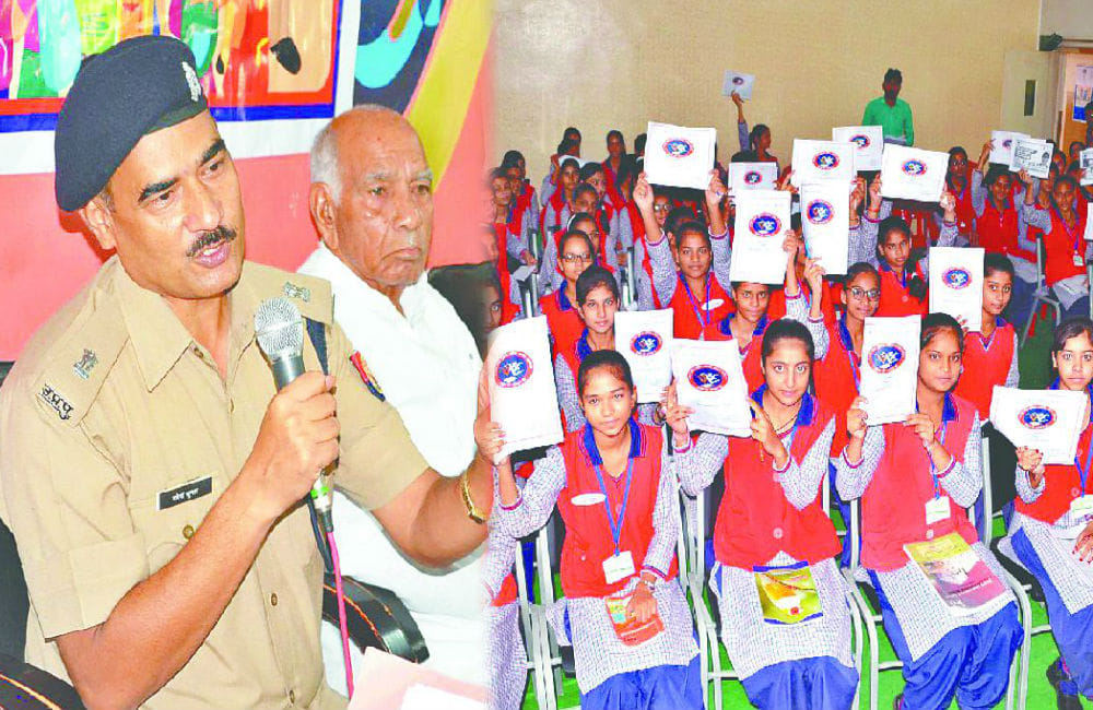 amar ujala held police ki pathashala in firozabad