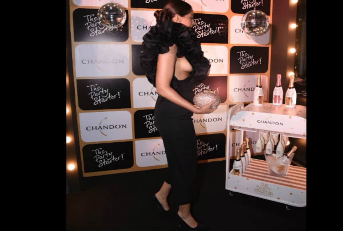 Bollywood actresses who suffered embarrassing wardrobe malfunctions