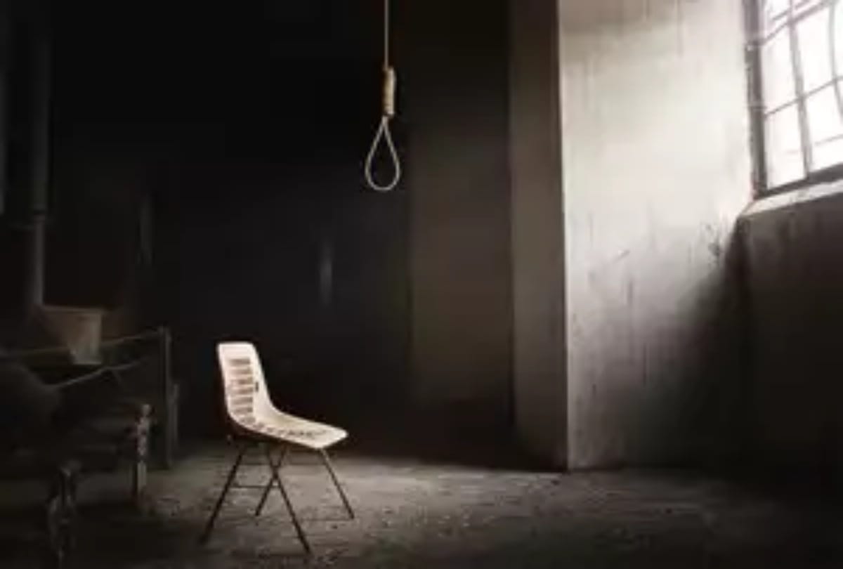 Guy suicide due to Minor girl molestation in Chattisgarh