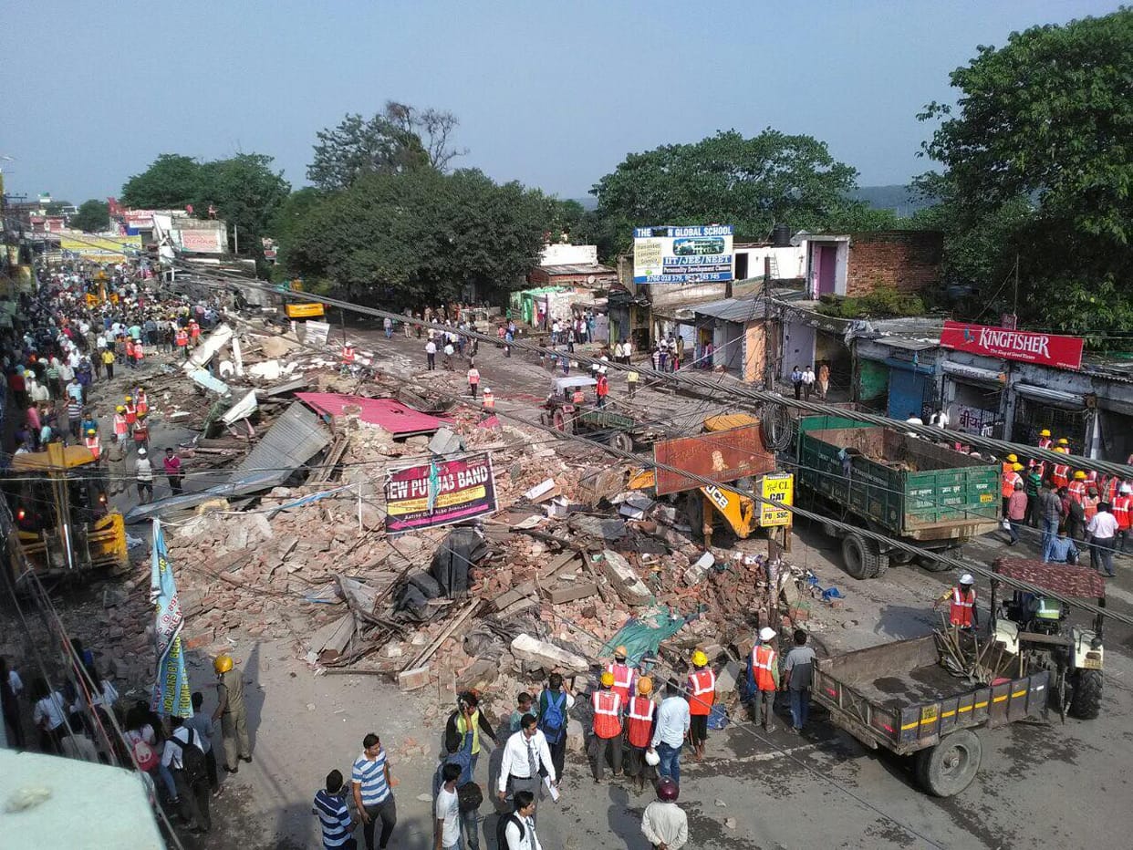 MLAs kneel before court Decision on encroachment collapse in dehradun