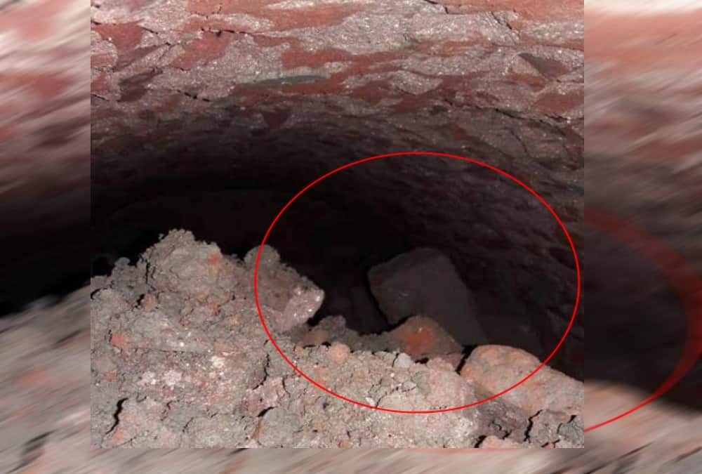 Tunnel Found During Excavation in Ancient house Roorkee