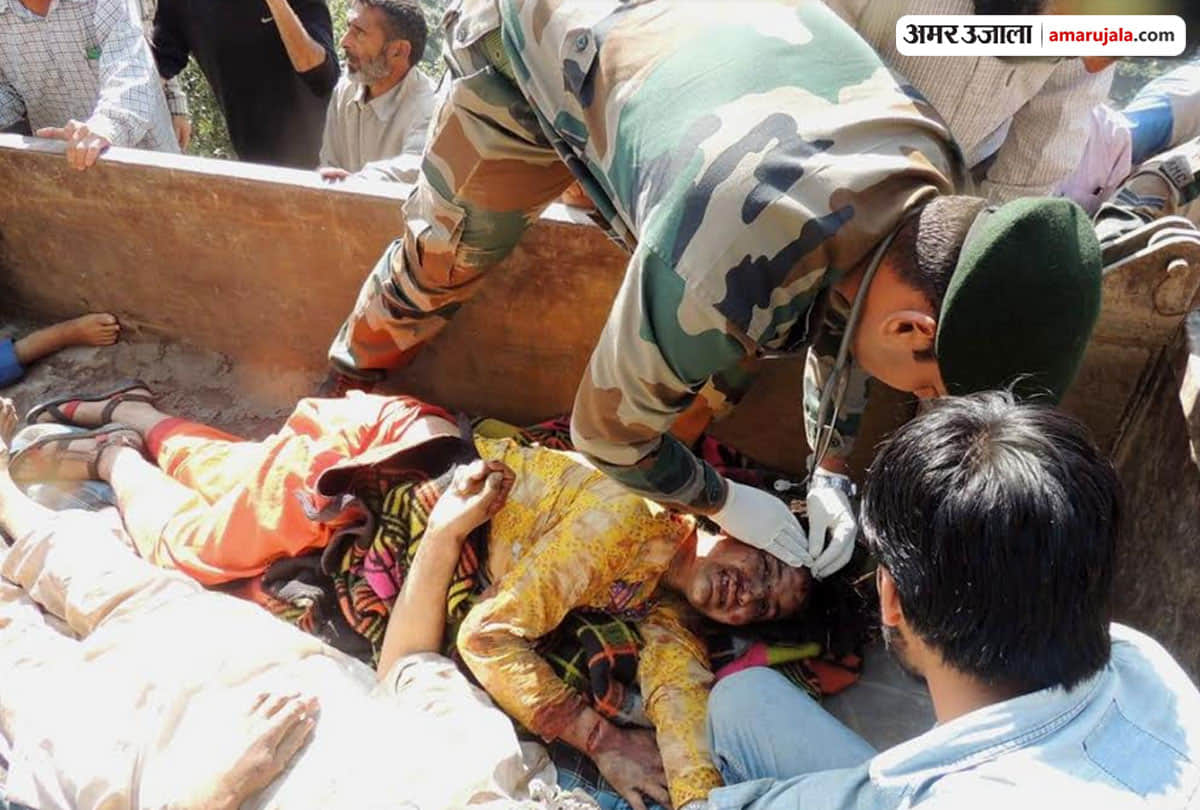 mini bus falls into gorge in kishtwar jammu kashmir several passengers injured and dead