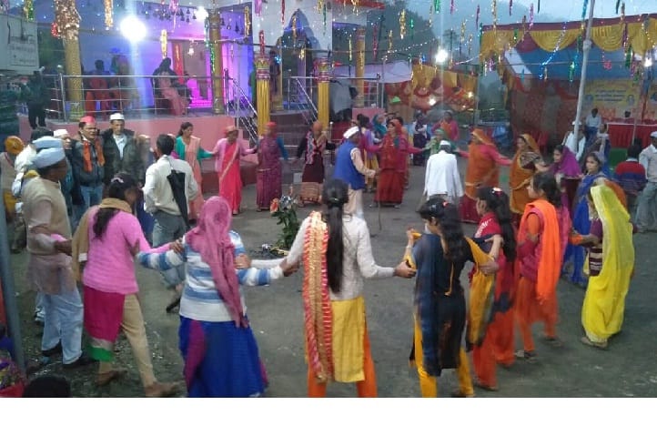 Jhanda, running at Nanda Devi Festival in Jabbar, Chanchari Dhoom