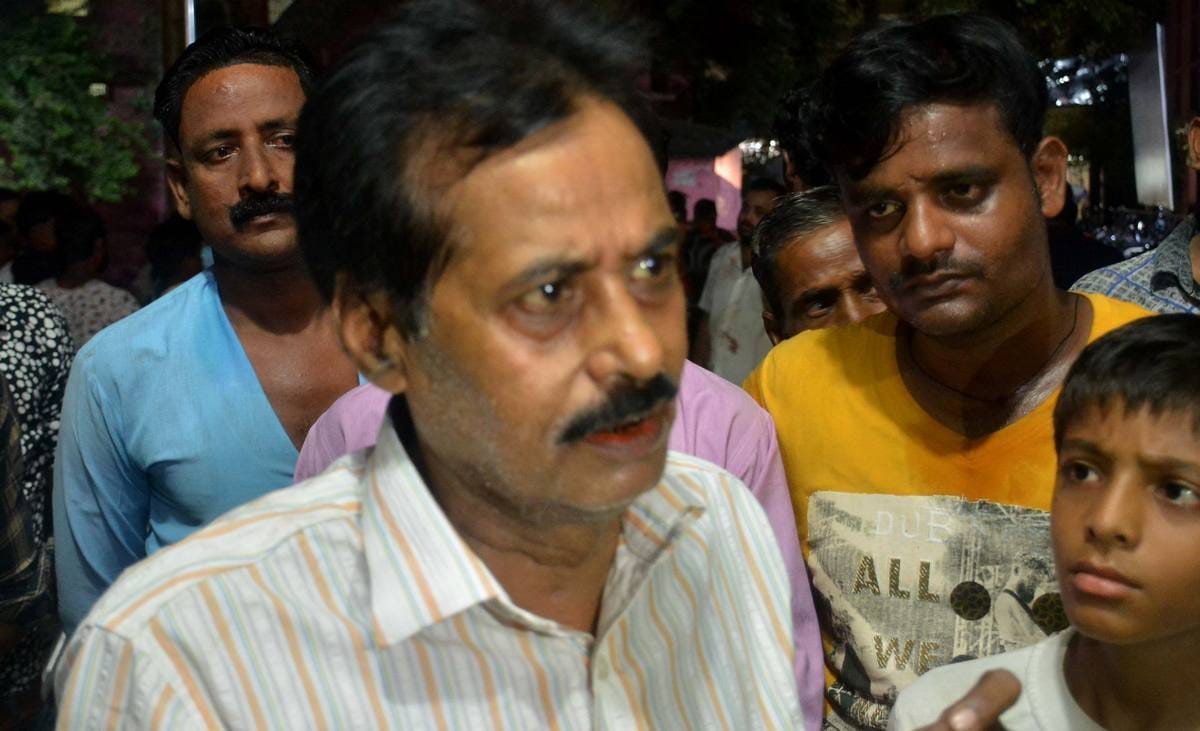 Rais banarsi died in gun shot in varanasi