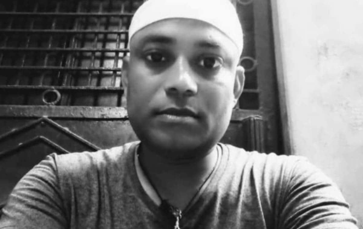 Rais banarasi and rakesh agrahari become against each other due this reason